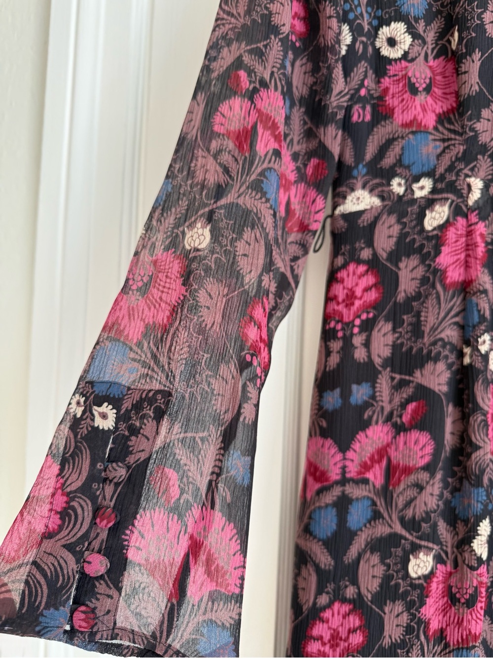 PAIGE Ledara Black Silk Dark Floral Long Sleeved Wrap Midi Dress - Picture 4 of 9